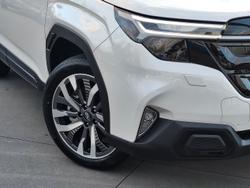 2025 Subaru Forester Hybrid Touring S6 MY26 AWD Crystal White