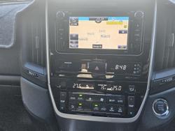 2017 Toyota Landcruiser GXL VDJ200R 4X4 Dual Range Silver Pearl