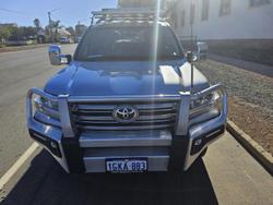2017 Toyota Landcruiser GXL VDJ200R 4X4 Dual Range Silver Pearl