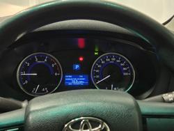 2017 Toyota Hilux SR GGN125R 4X4 Dual Range Glacier White