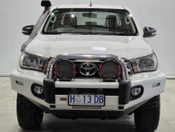 2017 Toyota Hilux SR GGN125R 4X4 Dual Range Glacier White