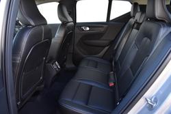 2025 Volvo XC40 Plus B4 MY25 Silver Dawn