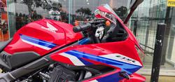 2025 Honda CBR650R RED