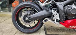 2025 Honda CBR650R RED