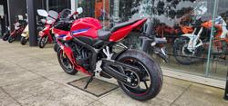 2025 Honda CBR650R RED