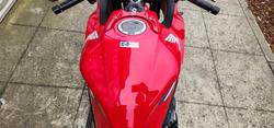 2025 Honda CBR650R RED