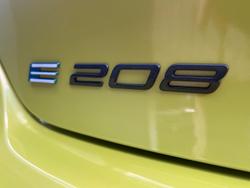 2024 Peugeot
E-208 GT