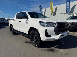 2020 Toyota
Hilux SR