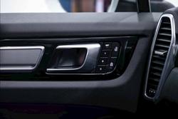 2022 Porsche Cayenne Platinum Edition