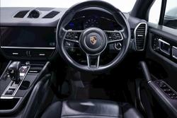 2022 Porsche Cayenne Platinum Edition 9YA MY22 4X4 On Demand White