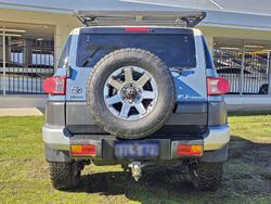 2016 Toyota FJ Cruiser GSJ15R MY14 4X4 Dual Range Retro Blue