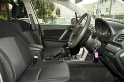 2015 Subaru
Forester 2.0i-L