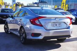 2016 Honda
Civic VTi-LX