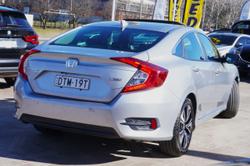 2016 Honda
Civic VTi-LX