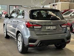 2020 Mitsubishi
ASX ES