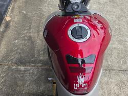 2006 Suzuki GSR600 RED