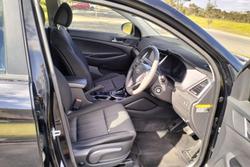 2015 Hyundai
                Tucson Active