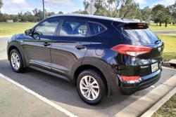 2015 Hyundai
                Tucson Active