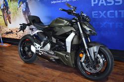 2023 Ducati STREETFIGHTER V2 Green