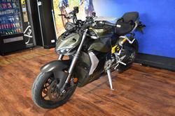 2023 Ducati STREETFIGHTER V2 Green