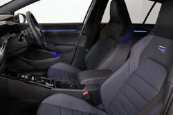 2024 Volkswagen
Golf R