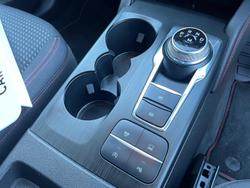 2023 Ford
Escape