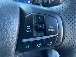 2023 Ford
Escape