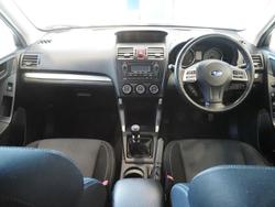 2013 Subaru
Forester 2.0i
