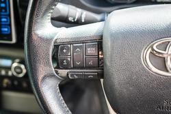 2018 Toyota
Hilux SR5
