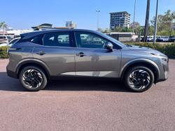 2025 Nissan QASHQAI ST-L