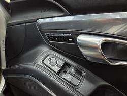 2012 Porsche
911 Carrera S