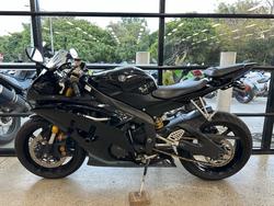 2008 Yamaha YZF-R6 BLACK