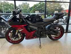 2018 Suzuki GSX-R750 BLACK