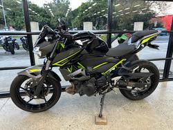 2023 Kawasaki Z400 BLACK
