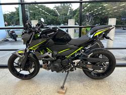 2023 Kawasaki Z400 BLACK