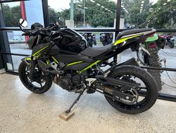2023 Kawasaki Z400 BLACK