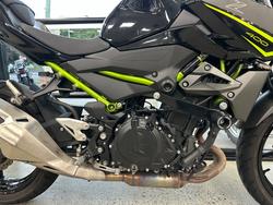 2023 Kawasaki Z400 BLACK