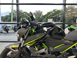 2023 Kawasaki Z400 BLACK