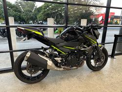 2023 Kawasaki Z400 BLACK