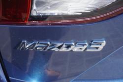 2017 Mazda
3 Maxx