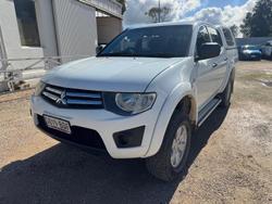2014 Mitsubishi Triton GLX MN MY15 4X4 Dual Range White