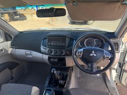 2014 Mitsubishi Triton GLX MN MY15 4X4 Dual Range White