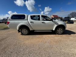 2014 Mitsubishi Triton GLX MN MY15 4X4 Dual Range White