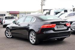 2016 Jaguar
XE 20t Prestige