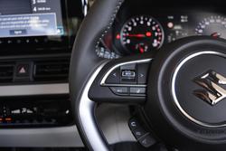 2025 Suzuki Swift Hybrid Plus