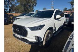 2021 LDV
D90 Executive