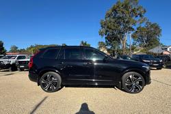 2022 Volvo XC90 Ultimate B6 Dark