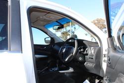 2015 Nissan
Navara ST