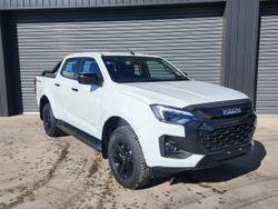 2025 Isuzu
D-MAX X-RIDER