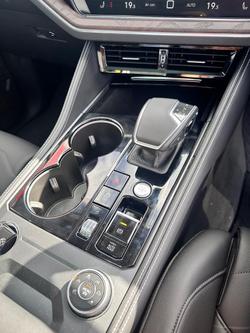 2025 Volkswagen Touareg 170TDI